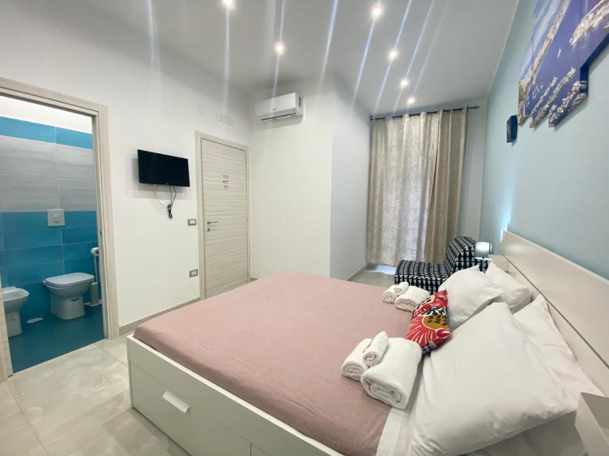 Il Vicoletto Hotell Neapel Exteriör bild